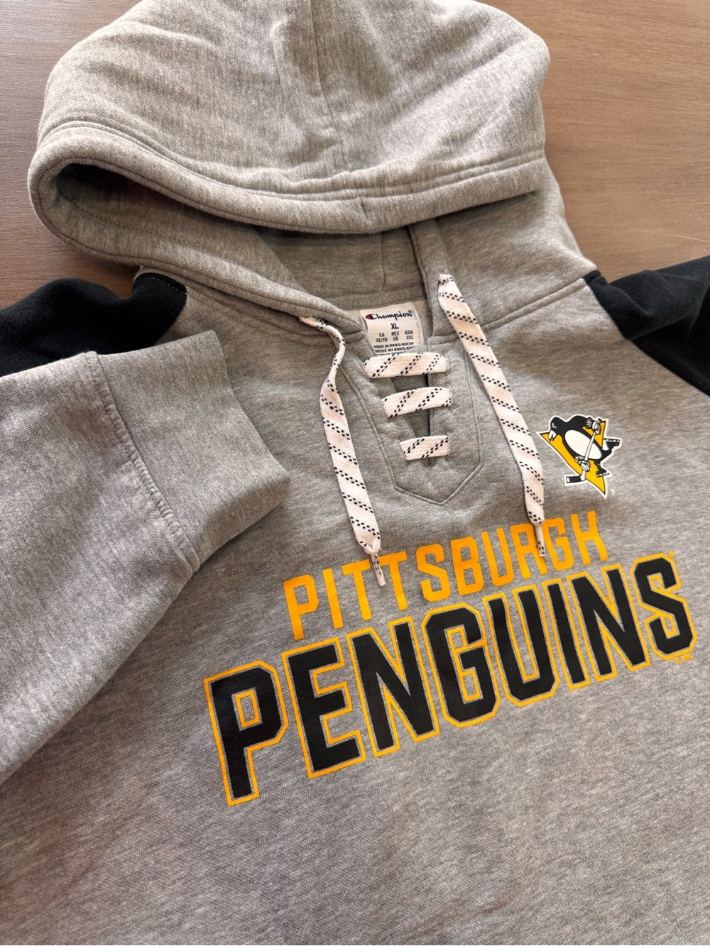 Champion Pittsburgh Penguins Hoodie Mens XL NHL Lace Up Hockey Gray Colorblock